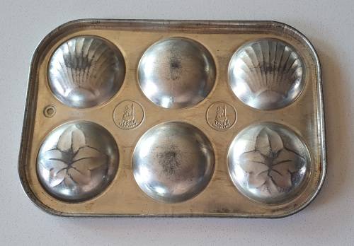 Vintage KROST baking tray tin pan as per photo