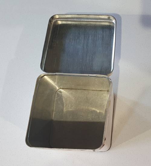 MAZAWATTEE tea tin as per photos