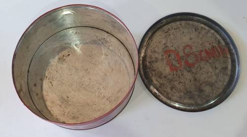 WESTON`S 2kg biscuits tin, Springs, Transvaal, as per photo