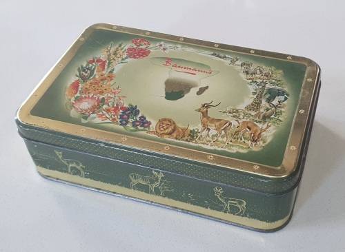 Vintage BAUMANN`s biscuits tin as per photos