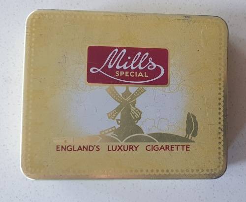 MILLS SPECIAL England`s luxury cigarette tin as per photos
