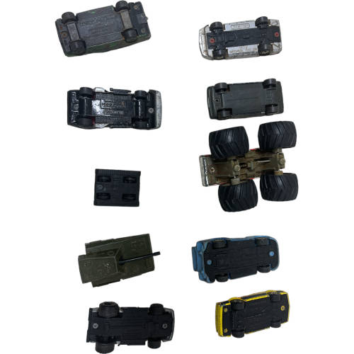 Lot of 9 X Matchbox cars 3,7cm to 8cm in length