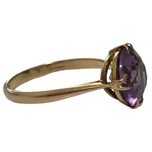 Vintage 2.0 Gram, 9ct Gold Ring: 53mm/6.5 Inches Diameter  with set Amethyst 3.0/0,95mmx 0,53mm