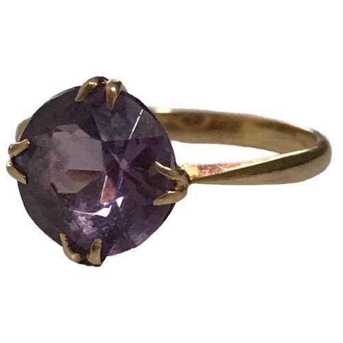 Vintage 2.0 Gram, 9ct Gold Ring: 53mm/6.5 Inches Diameter  with set Amethyst 3.0/0,95mmx 0,53mm