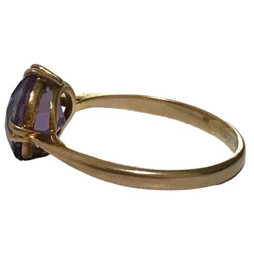 Vintage 2.0 Gram, 9ct Gold Ring: 53mm/6.5 Inches Diameter  with set Amethyst 3.0/0,95mmx 0,53mm