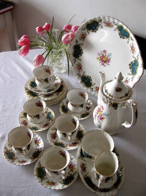 Royal Albert Berkeley Coffee Set-24 pieces