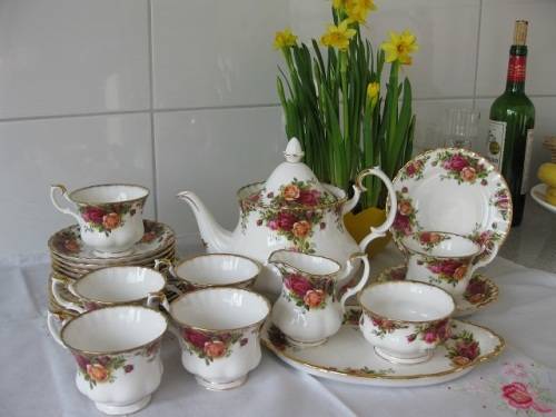 Royal Albert Old Country Rose Tea Set-23 pieces