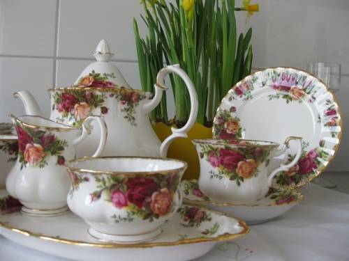 Royal Albert Old Country Rose Tea Set-23 pieces