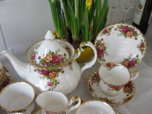 Royal Albert Old Country Rose Tea Set-23 pieces