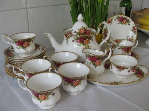 Royal Albert Old Country Rose Tea Set-23 pieces
