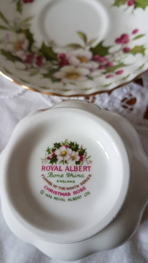 Royal Albert Flower of the Month December Tea Duo