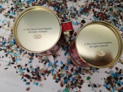 RETRO METAL TIN COCA COLA SALT AND PEPPER SHAKERS