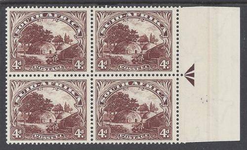 1947 - 1954 UNION ARROW BLOCK OF 4 X 4D. SACC 117. UNMOUNTED MINT