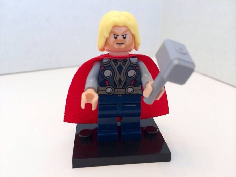 NO BRAND (lego compatible) Thor Minifigure