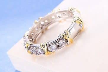 Exquizite Simulated Diamond Silver Polished Ring