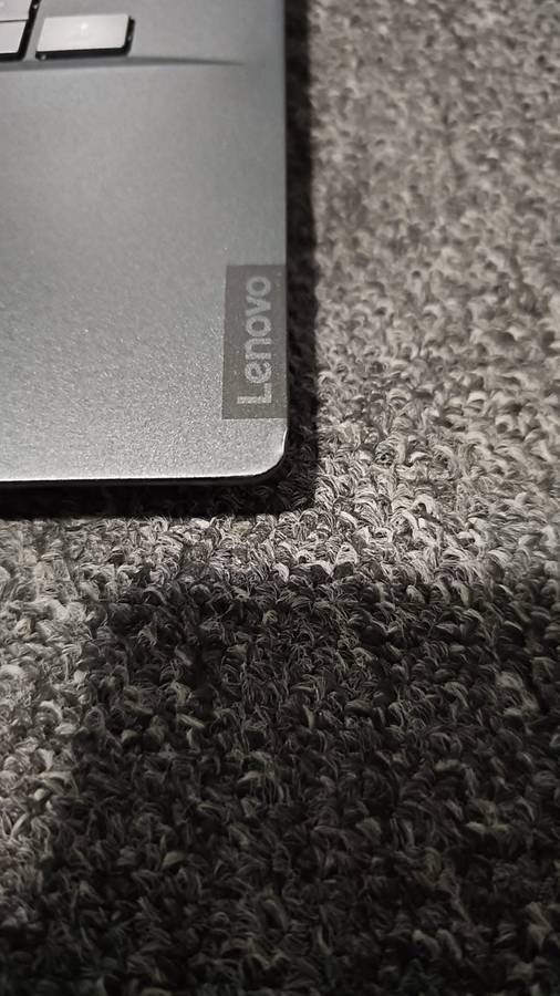 Lenovo Ideapad Legion Y740 - i7 8750H / 32GB DDR4 / 1TB NVMe / RTX 2060 6GB / 15.6" 144Hz Gsync IPS