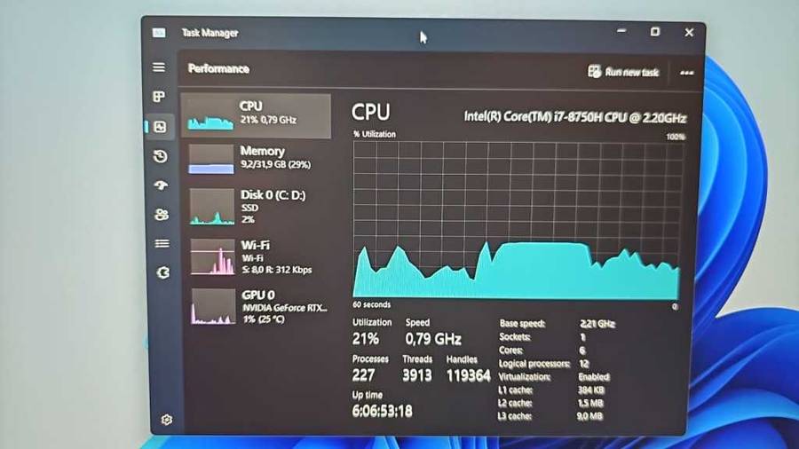 Lenovo Ideapad Legion Y740 - i7 8750H / 32GB DDR4 / 1TB NVMe / RTX 2060 6GB / 15.6" 144Hz Gsync IPS