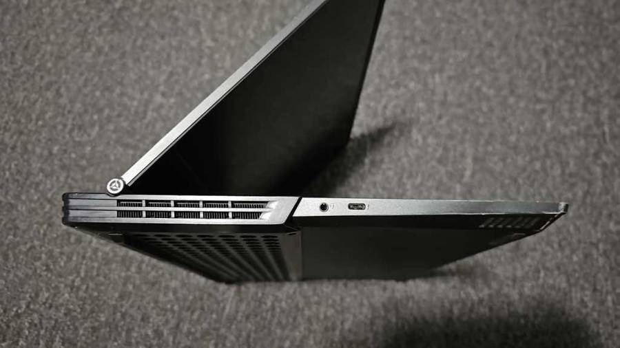 Lenovo Ideapad Legion Y740 - i7 8750H / 32GB DDR4 / 1TB NVMe / RTX 2060 6GB / 15.6" 144Hz Gsync IPS