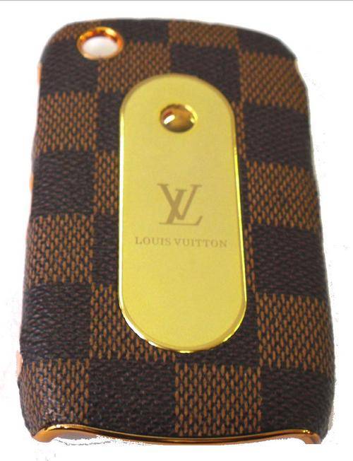 FREE SHIPPING    LOUIS VUITTON  BLACK BERRY 8520/9300 COVER