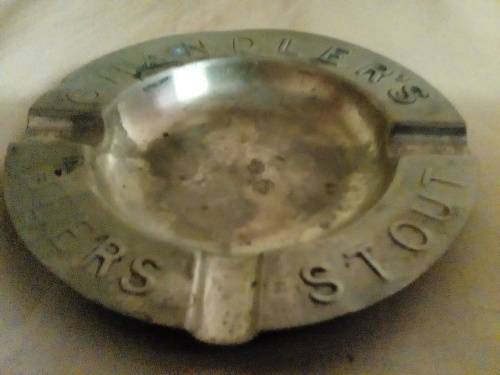 I HAVE A STUNNING "CHANDLER'S BEERS STOUT" ASH TRAY! ONE OF A KIND PIECE!!!