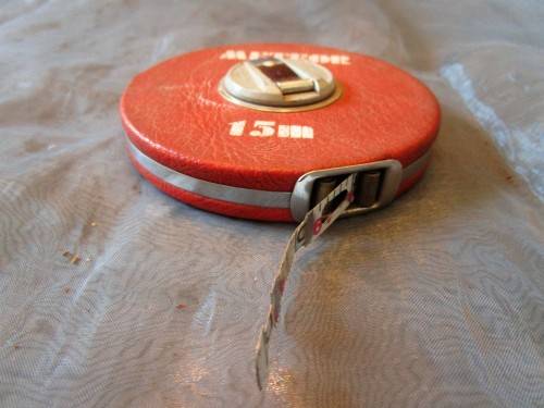 I HAVE A STUNNING VINTAGE METEOR 15M MEASURING TAPE - REAL NICE PIECE!!!!