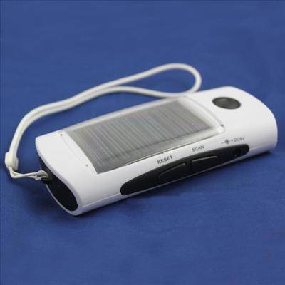 Solar Power Charger Flashlight Phone PDA + FM Radio