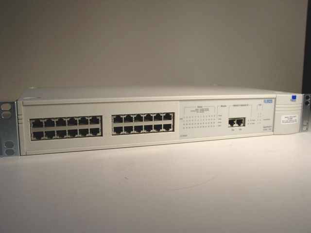 3COM Super Stack II Switch 1100 24 Port