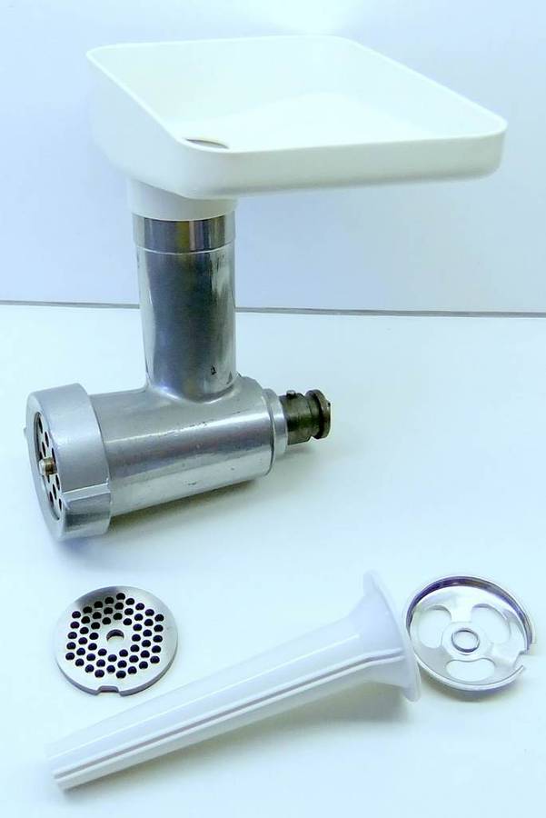 KENWOOD-CHEF  ATTACHMENT (MEAT MINCER for A901 to >>) with sausage maker)