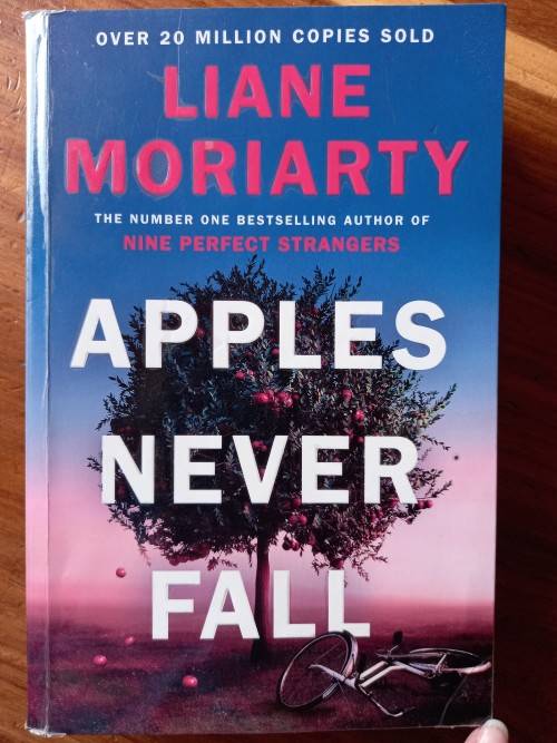 Apples Never Fall by Liane Moriarty - Large Softcover