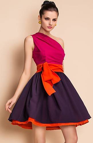 In stock. Cocktail Dress / Short Evening Dress in size L. FREE and OVERNIGHT delivery!!!