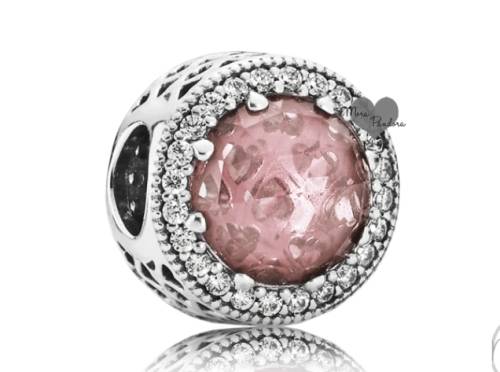 RADIANT HEARTS CHARM BROWN