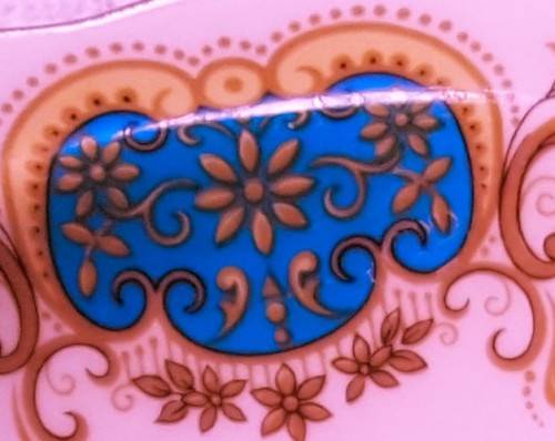 Royal Albert devided leaf bon bon dish ~RARE~