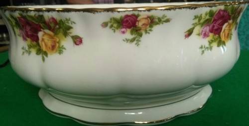 ROYAL ALBERT RARE BIG SALAD BOWL~~~~