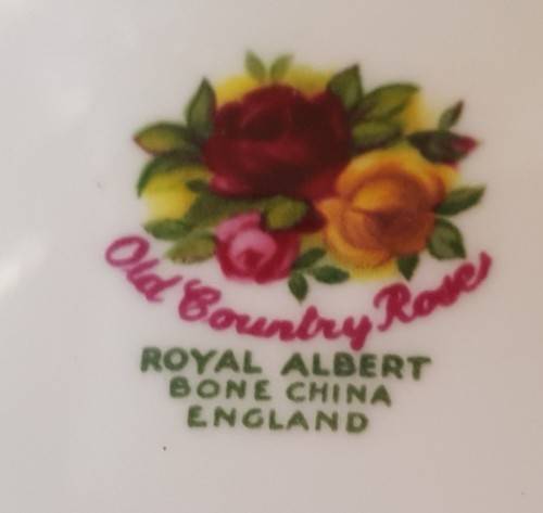 OLD COUNTRY ROSE Royal Albert