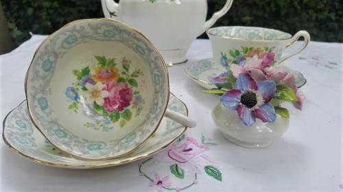RARE royal albert DUO2