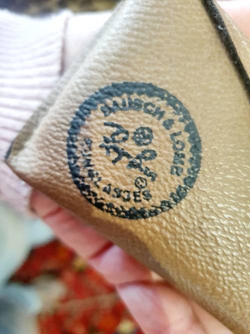 VINTAGE 1970s Ray-Ban Original box, in cluding sunglases with glass lenses 24kt gold plated- no LOGO