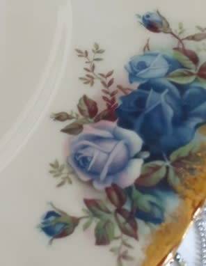 Royal Albert Moonlight Rose large single tier