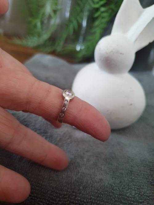 SILVER RING STAMPED 925