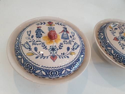Hearts and Flowers tureen veggie dish Johnson Brothers lidde dish