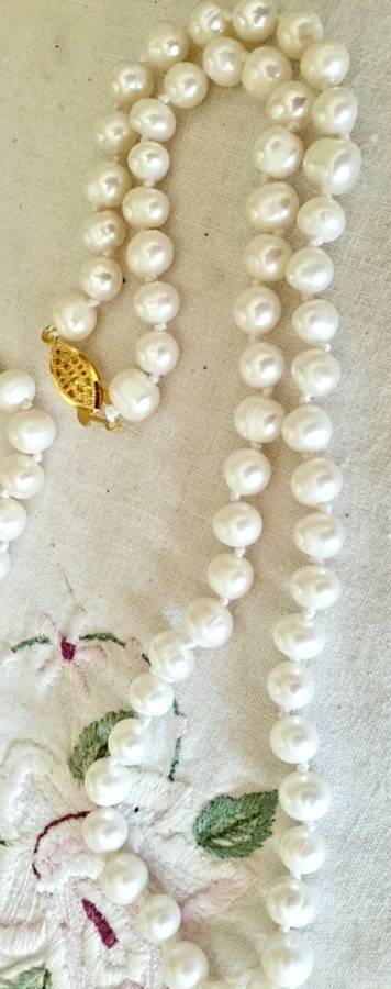 Pearls string of geniune Baroque pearls