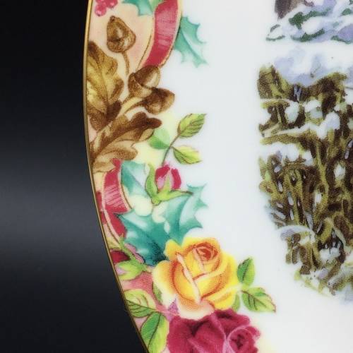 Royal Albert Christmas Plate `Christmas Post` (PN 287)