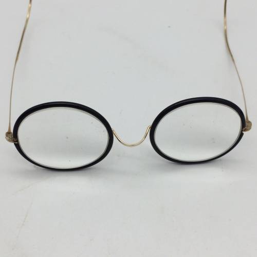 Vintage 1920`s `Windsor` Spectacles and Case