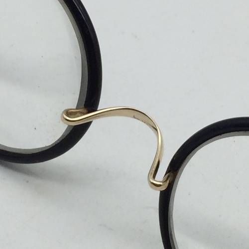 Vintage 1920`s `Windsor` Spectacles and Case