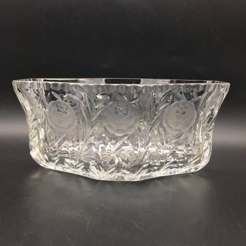 Top Quality `LargeRose-Cut` Crystal Vintage Bowl