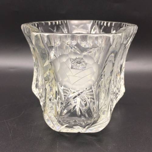 Top Quality `LargeRose-Cut` Crystal Vintage Bowl