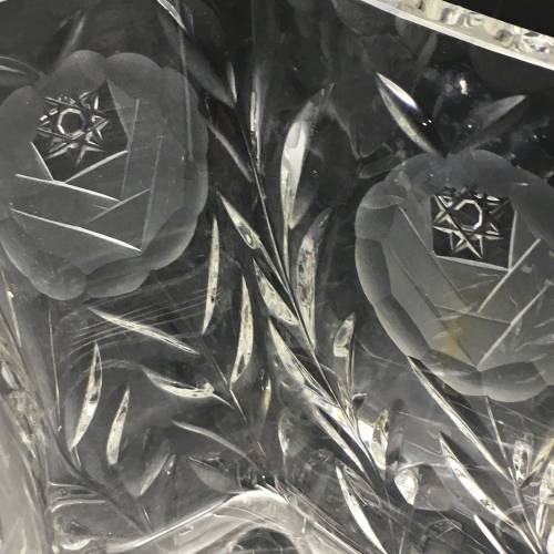Top Quality `LargeRose-Cut` Crystal Vintage Bowl