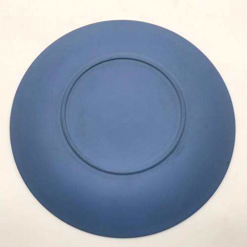 Attractive Wedgwood `Cherubs` Cabinet Plate