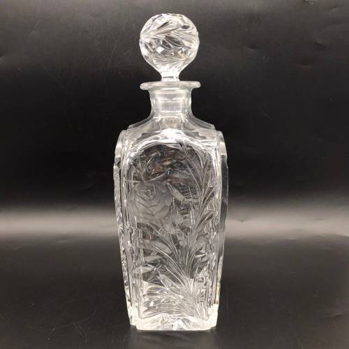 Attractive Early `Rose-Cut` Crystal Decanter
