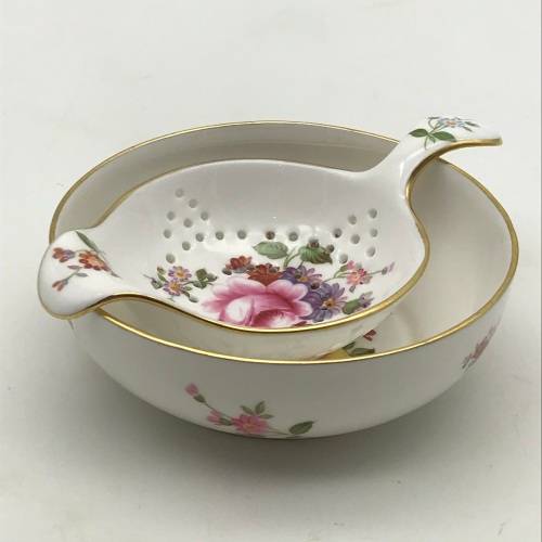 Royal Crown Derby `Posies` Tea Strainer & Dish