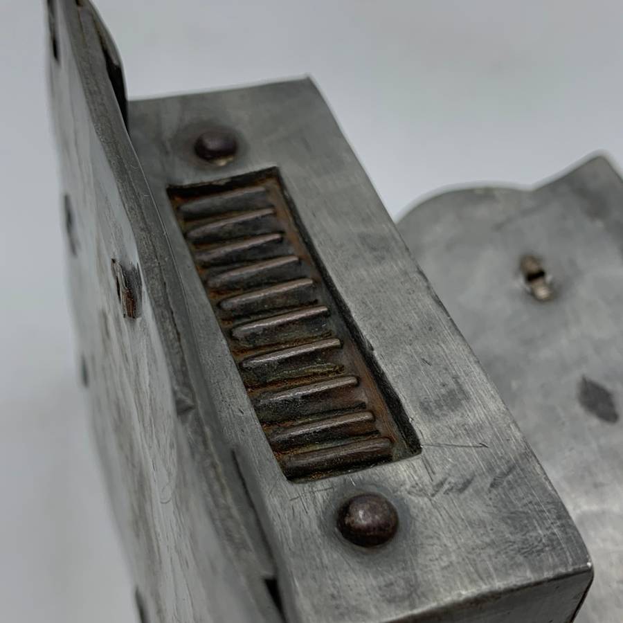 Antique Arts & Crafts` Pewter & Ruskin Cabochon Box